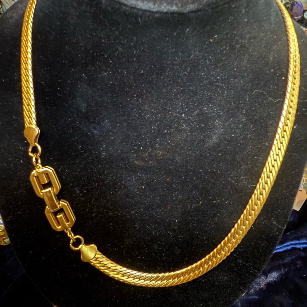 Elegant Givenchy Gold Signature Necklace